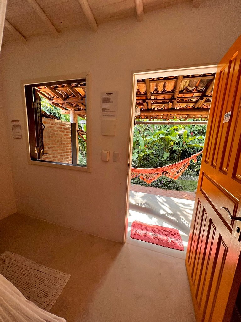 Biribandos Rooms: a passos do Quadrado e praia