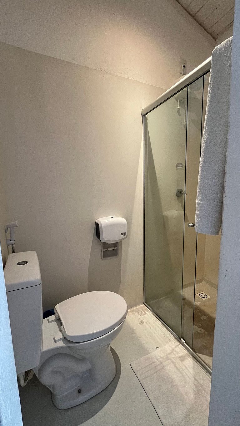 Biribandos Rooms: a passos do Quadrado e praia