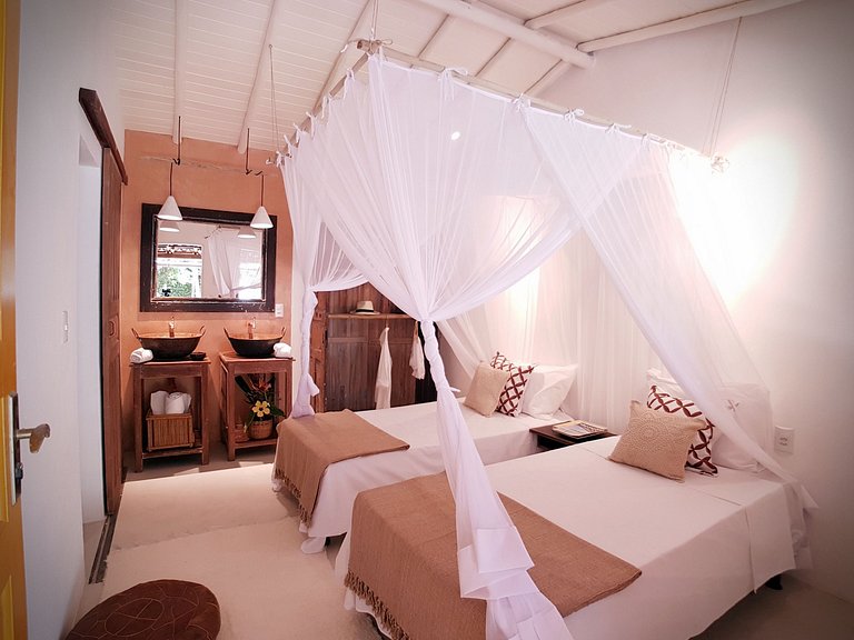 Biribandos Rooms: a passos do Quadrado e praia