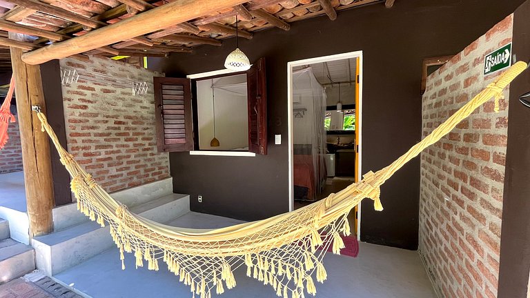 Biribandos Rooms: a passos do Quadrado e praia